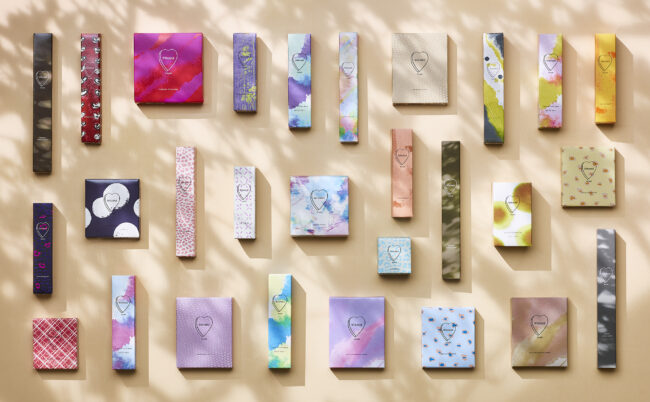 WHOMEE | make up item | Package & Visual